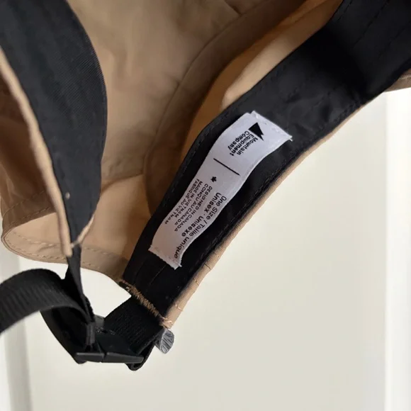 2 (Navy + Tan) Packable Hats from MEC - Picture 9 of 9